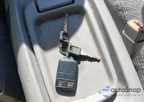 1995 Chevrolet Gmt-400 K1500 z USA, uszkodzony, nr VIN 1GCEK19K2SE257158